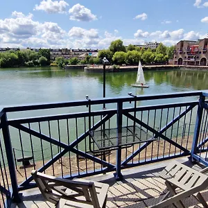https://2-bed-wapping-flat-dockside-views.cambridgehotelsuk.com